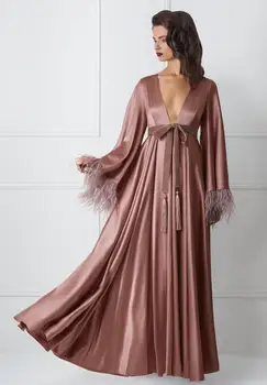 Lange Ærmer Sexet Kvinder Badeværelse med Fjer skræddersyet Nattøj Nightgowns 2020 Fashion brudekjoler