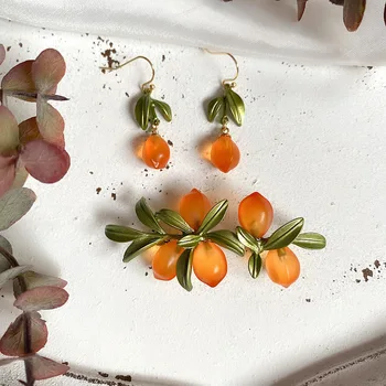 Litteratur og kunst RETRO have plante skov Orange Glas Broche bær simpel ins lille gruppe udsøgt temperament pin-kode
