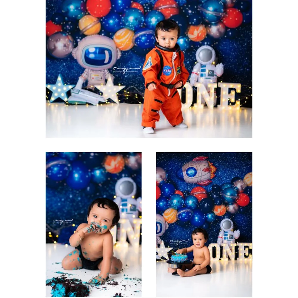 Nyfødte Lille Astronaut-Års Fødselsdag Cake Smash Baggrund Rum Eventyr Balloner Overvejede Stjerner Portræt Baggrund Fotografering 5